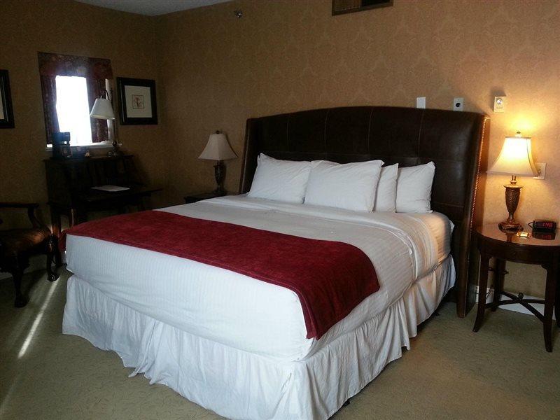 Seven Gables Inn, St Louis West, A Tribute Portfolio Hotel Clayton Esterno foto