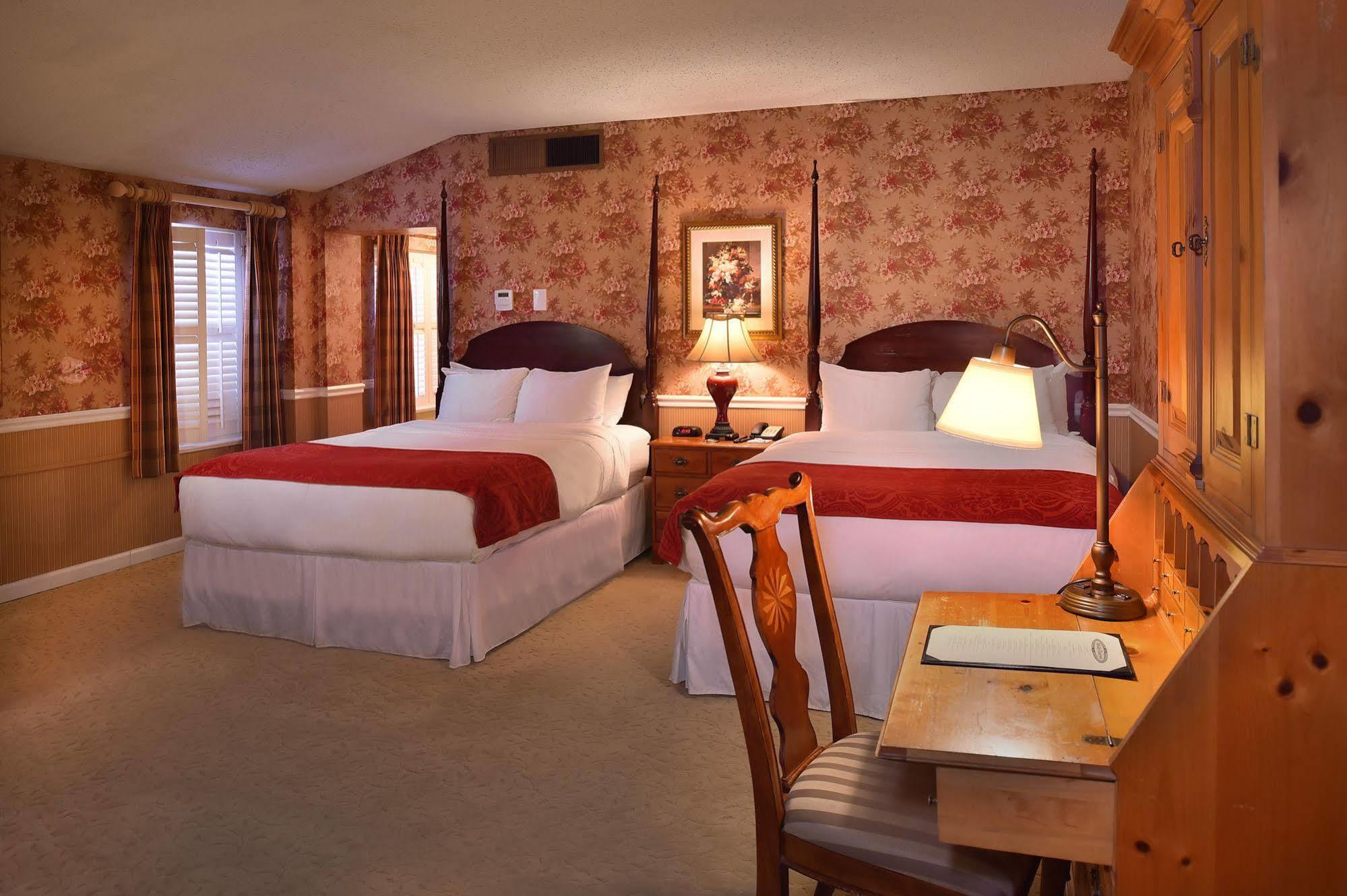 Seven Gables Inn, St Louis West, A Tribute Portfolio Hotel Clayton Esterno foto