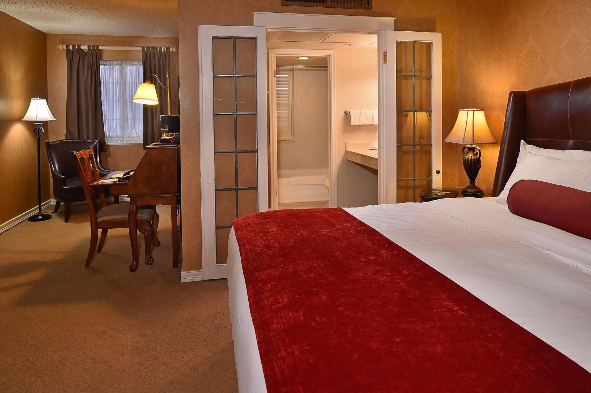 Seven Gables Inn, St Louis West, A Tribute Portfolio Hotel Clayton Esterno foto
