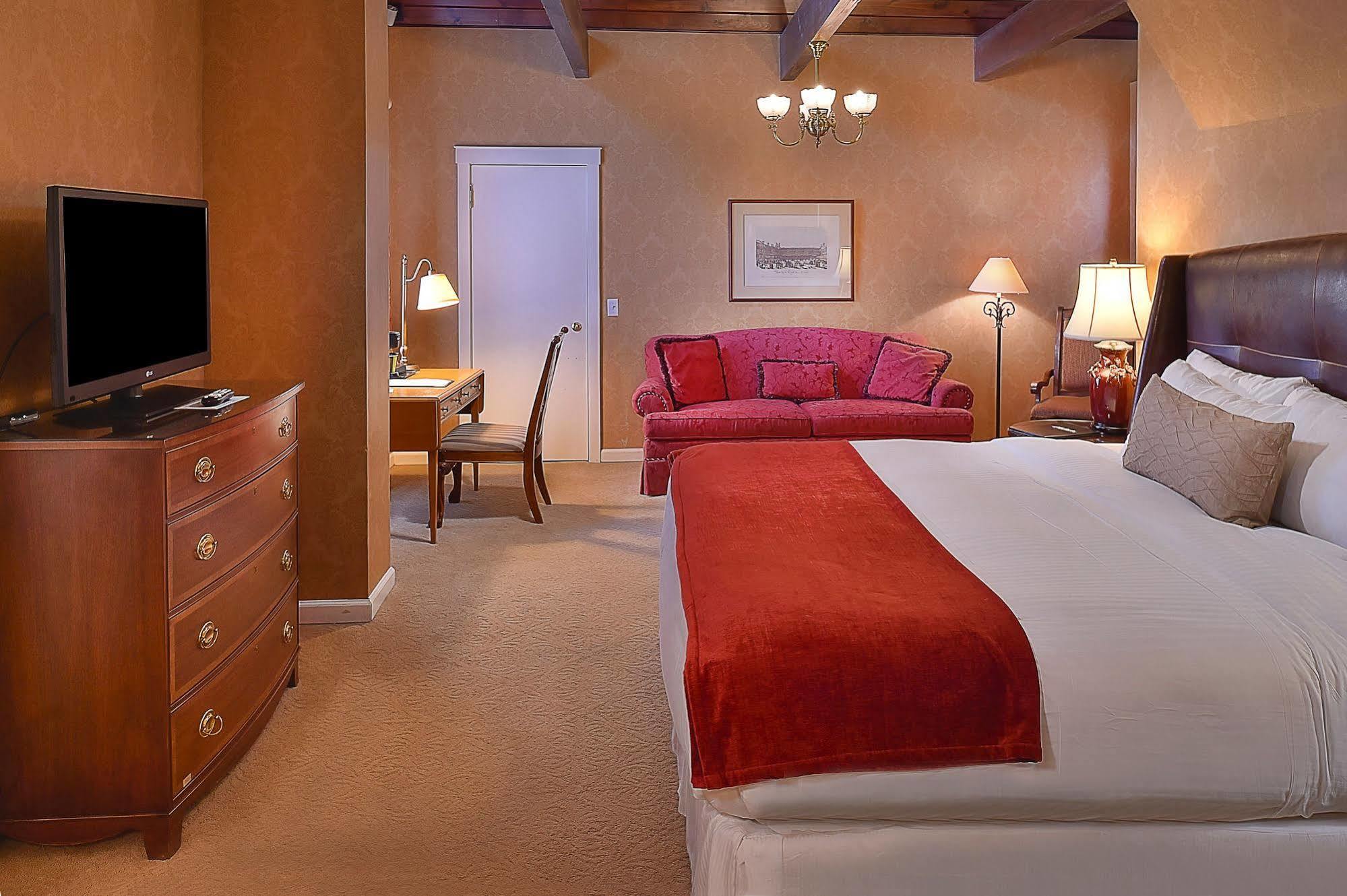 Seven Gables Inn, St Louis West, A Tribute Portfolio Hotel Clayton Esterno foto