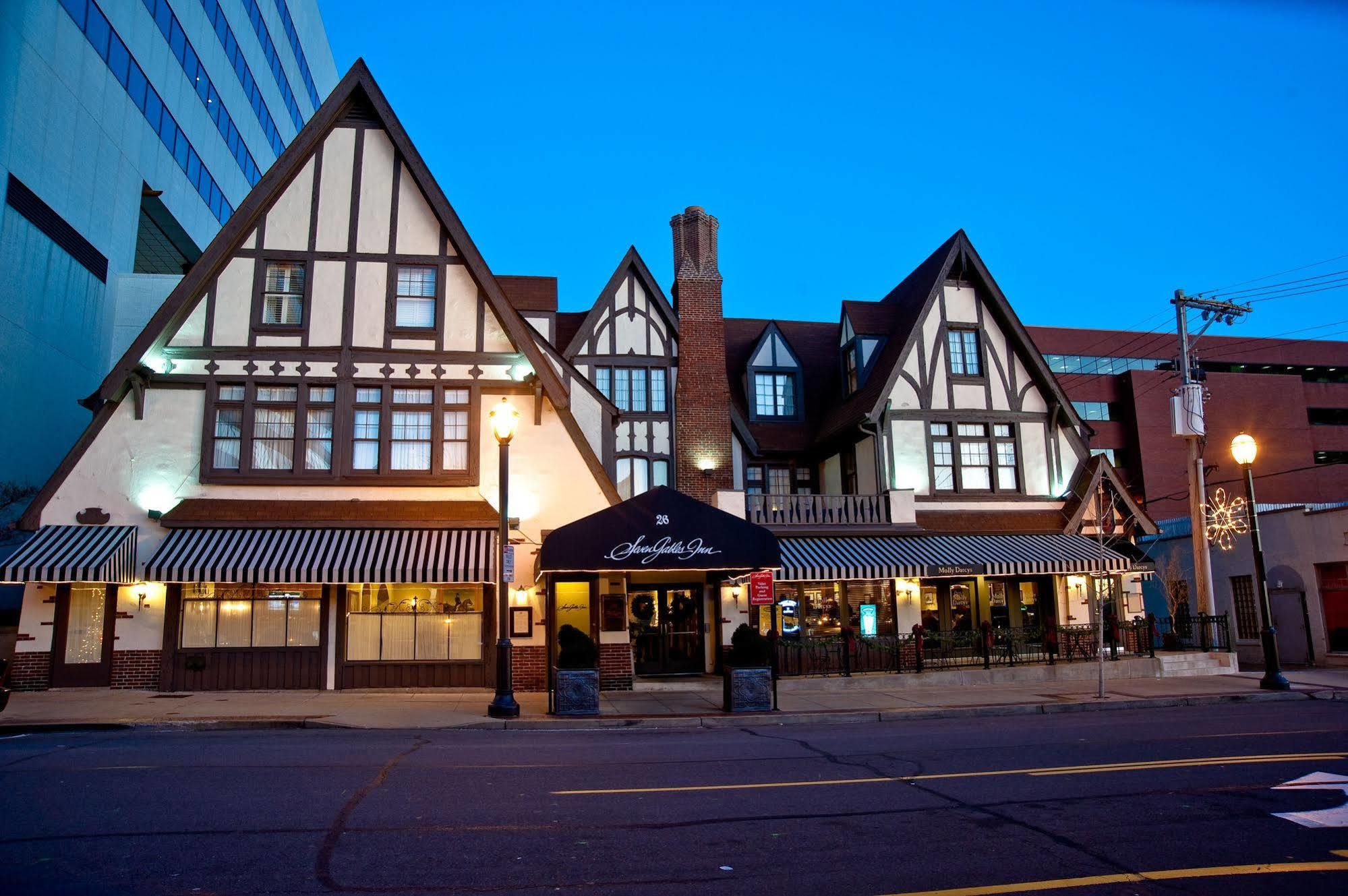 Seven Gables Inn, St Louis West, A Tribute Portfolio Hotel Clayton Esterno foto
