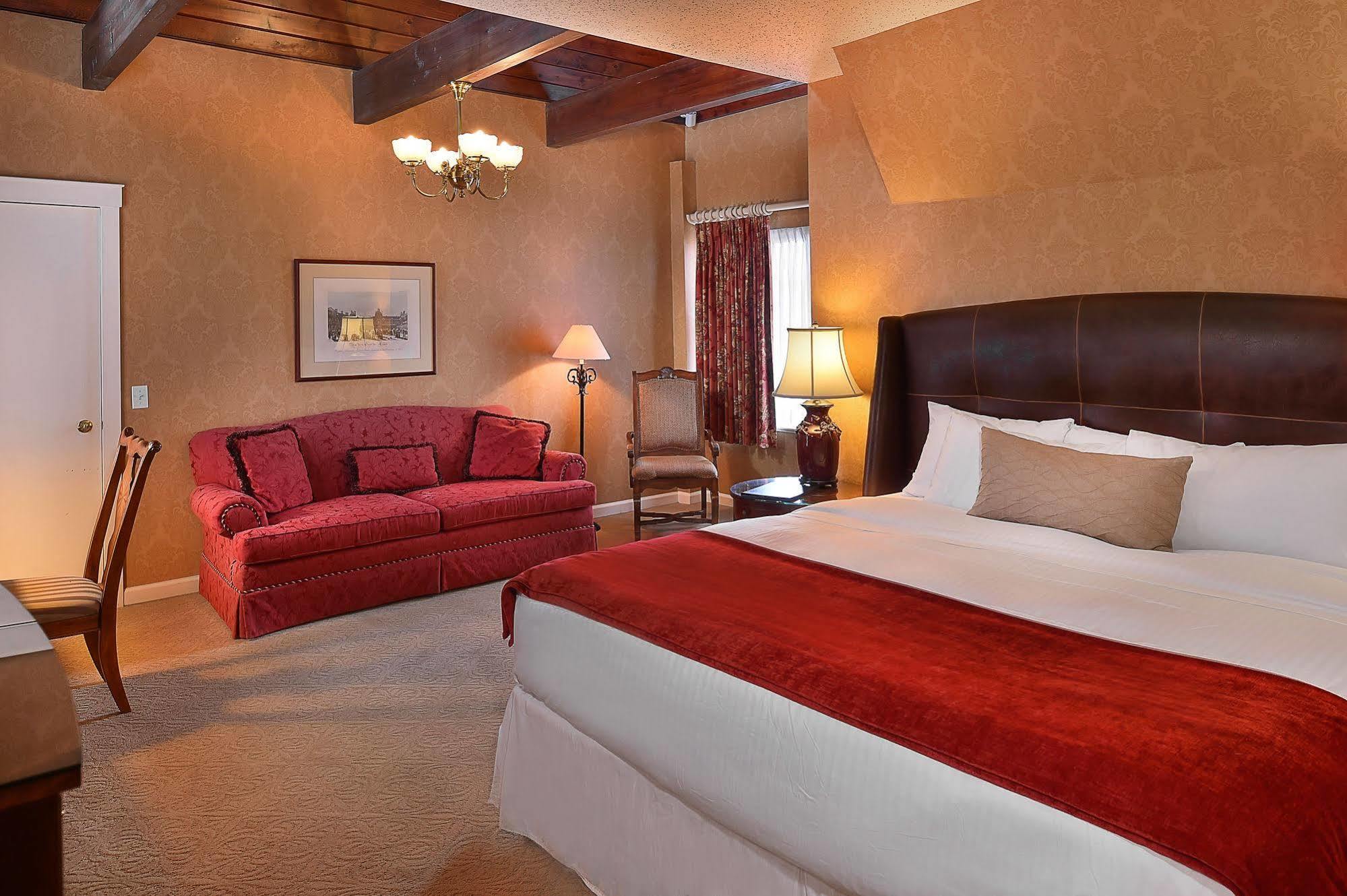 Seven Gables Inn, St Louis West, A Tribute Portfolio Hotel Clayton Esterno foto