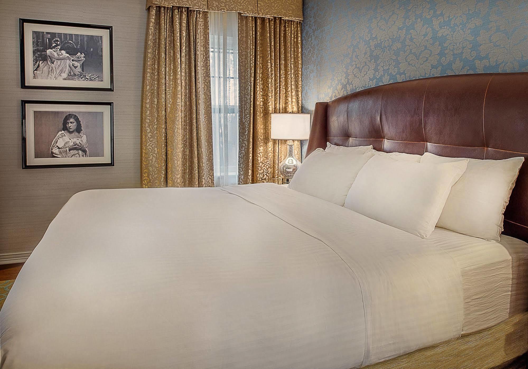 Seven Gables Inn, St Louis West, A Tribute Portfolio Hotel Clayton Esterno foto